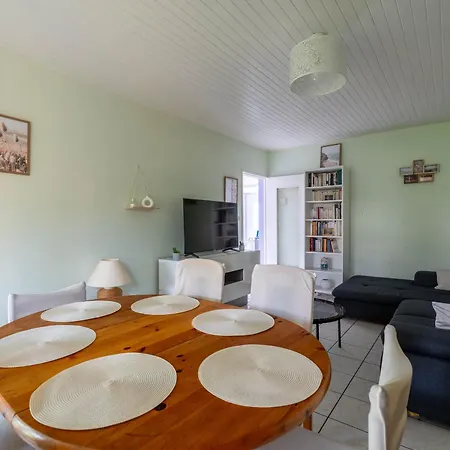 Maison Charmante 3* A Mimizan: Plages, Pistes Cyclables, Jardin, Wi-fi, Pour 8 Personnes - Fr-1-50-137 Дом отдыха
