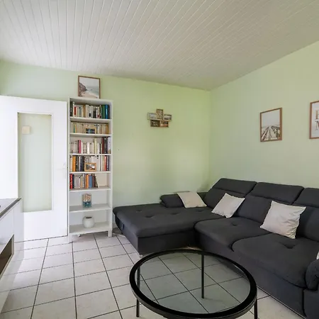 Дом отдыха Maison Charmante 3* A Mimizan: Plages, Pistes Cyclables, Jardin, Wi-fi, Pour 8 Personnes - Fr-1-50-137 Мимизан-Плаж