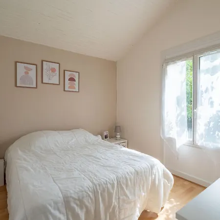 Ferienhaus Maison Charmante 3* A Mimizan: Plages, Pistes Cyclables, Jardin, Wi-fi, Pour 8 Personnes - Fr-1-50-137